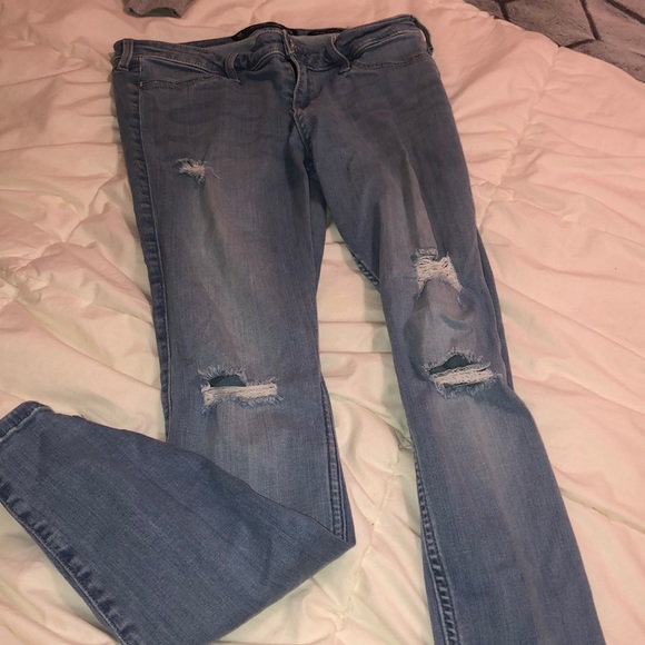 Hollister Denim - Perfect condition blue hollister jeans👖